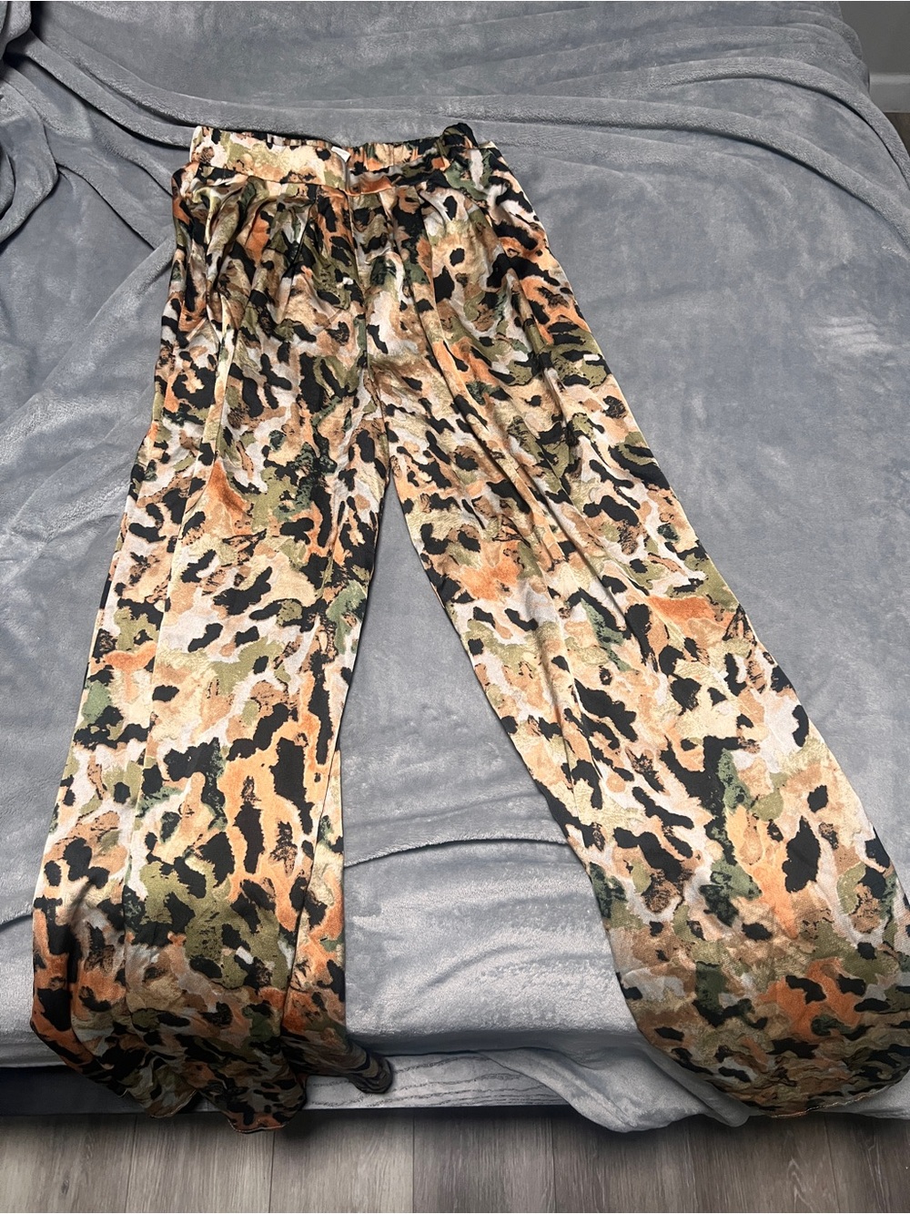 Forever 21 Multicolor Camouflage Wide-Leg Pants